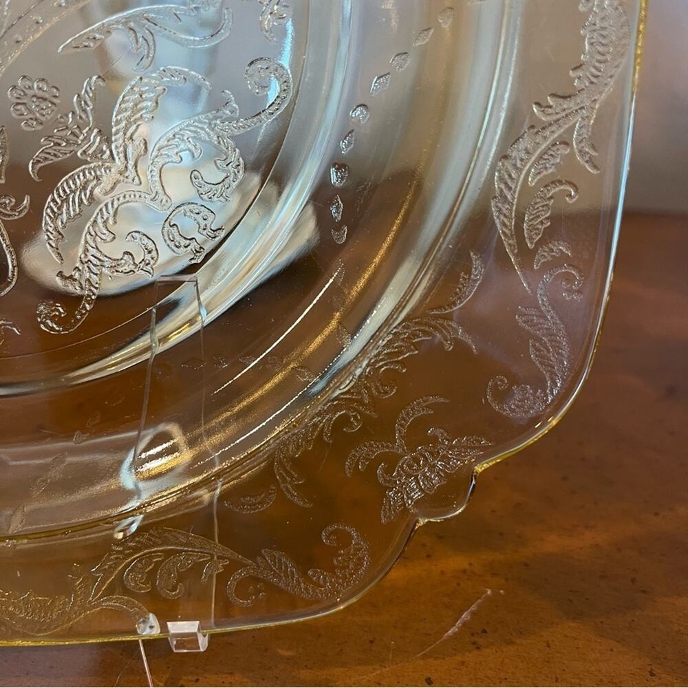 Federal Madrid Amber Depression Glass Plate 9” – Antique (1932–1938) - Picture 8 of 11
